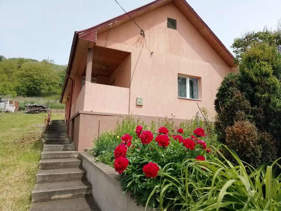 Vânzare casă individuală  în localitatea Suceagu, la 10 km de Cluj