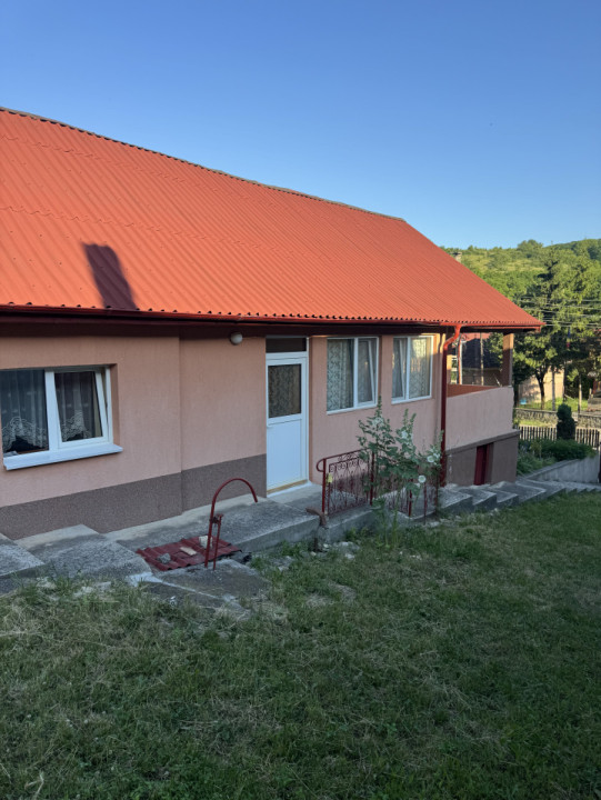 Vânzare casă individuală  în localitatea Suceagu, la 10 km de Cluj
