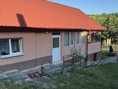 Vânzare casă individuală  în localitatea Suceagu, la 10 km de Cluj