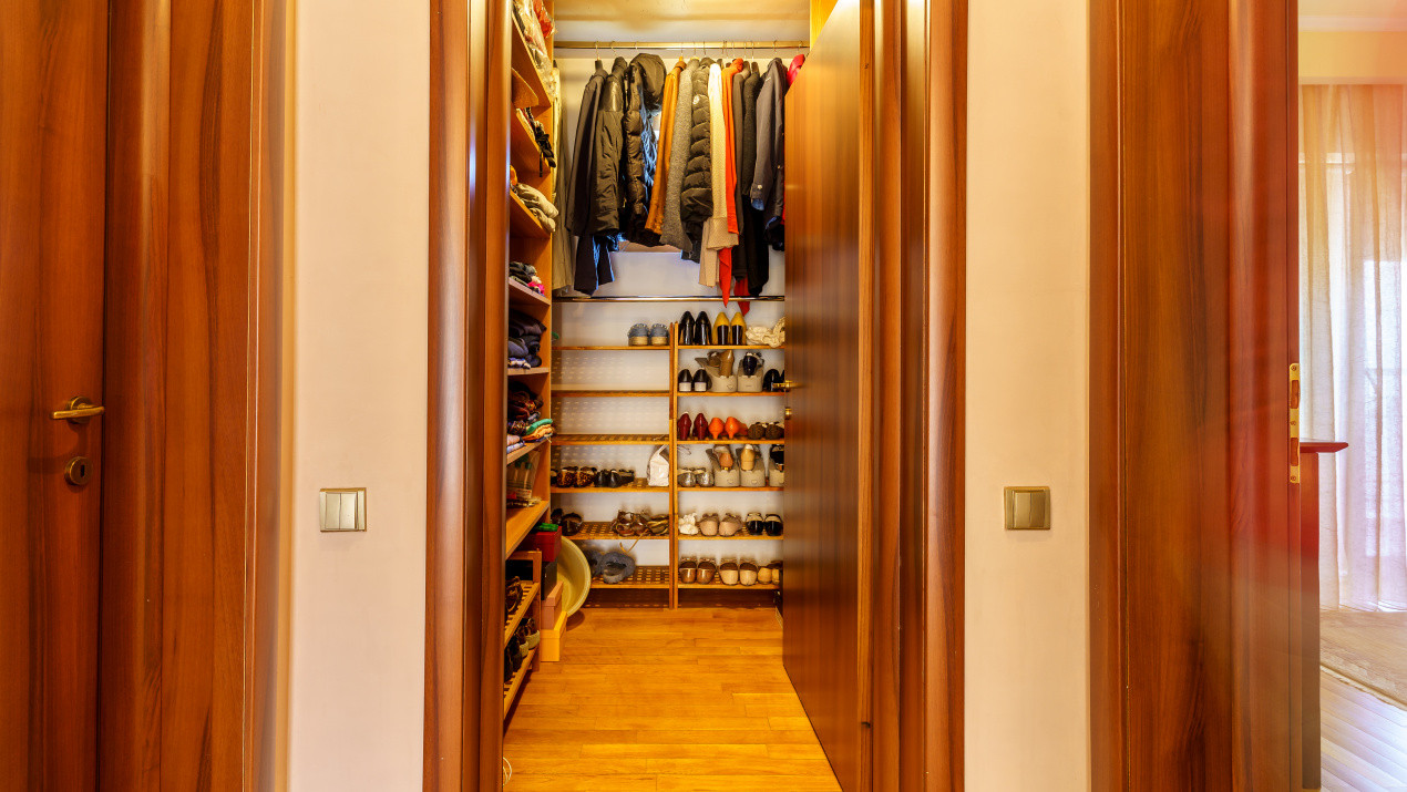 Casă deosebită cu 6 camere de vânzare în zona Andrei Muresanu