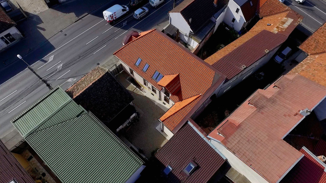 De vânzare Imobil mixt semicentral în Cluj – ideal pentru showroom, birouri etc.