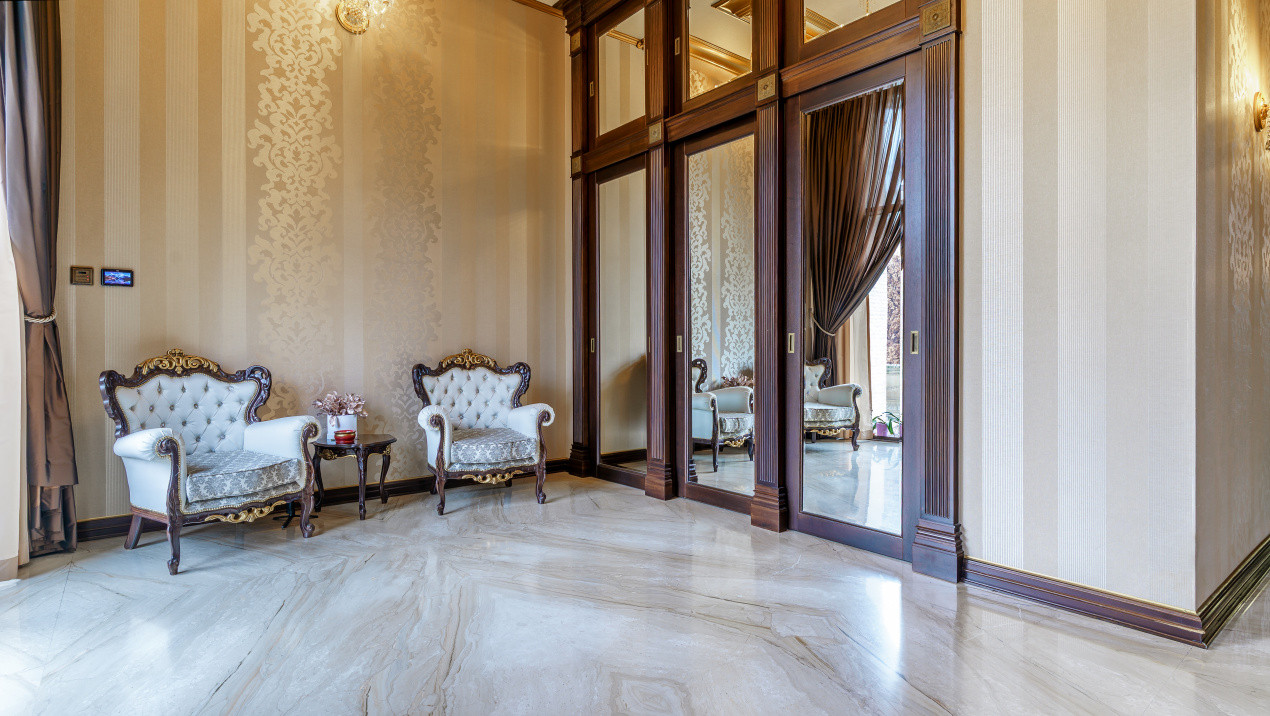 Reședință de Lux , Arhitectură Imperială și Dotări Smart Home”