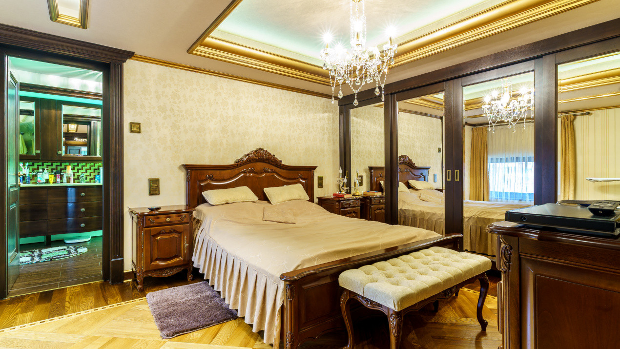 Reședință de Lux , Arhitectură Imperială și Dotări Smart Home”