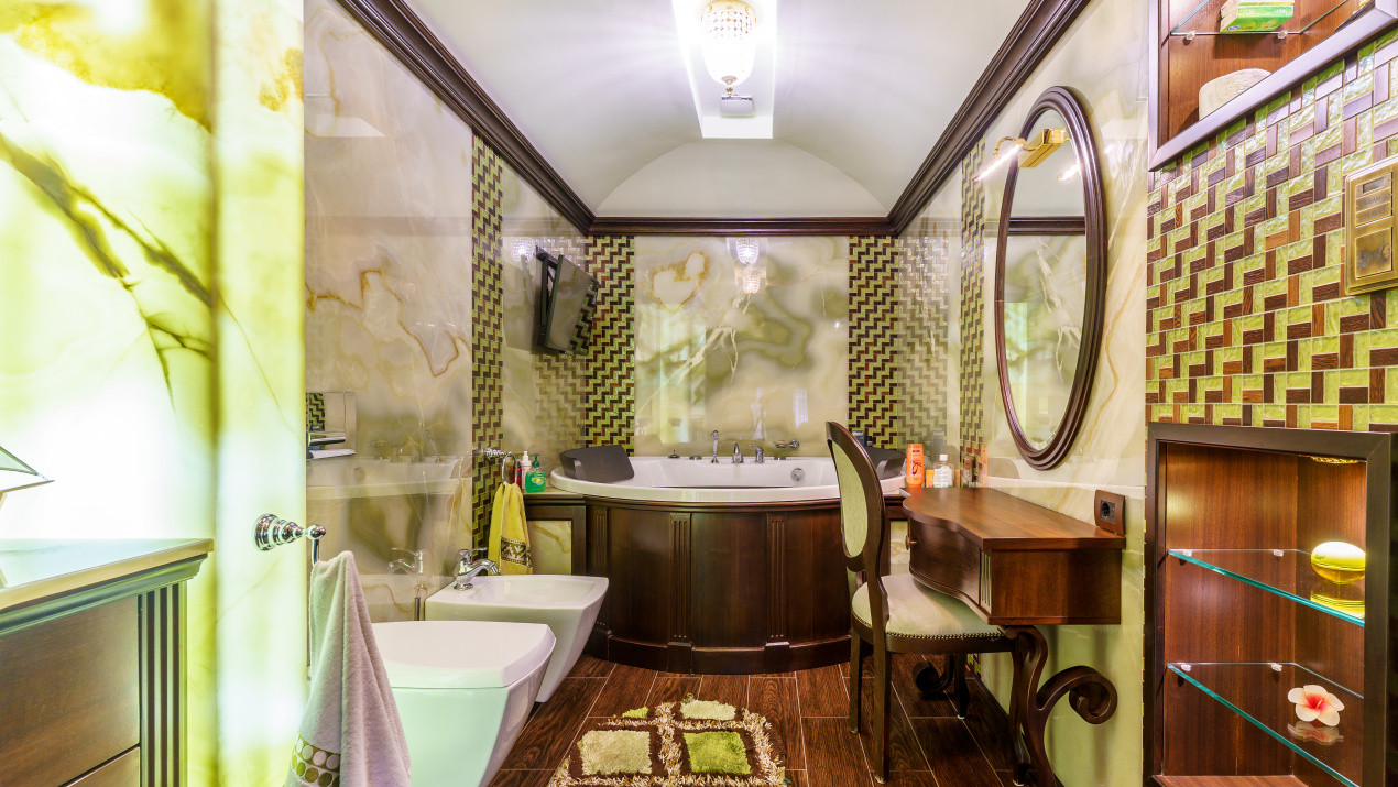 Reședință de Lux , Arhitectură Imperială și Dotări Smart Home”