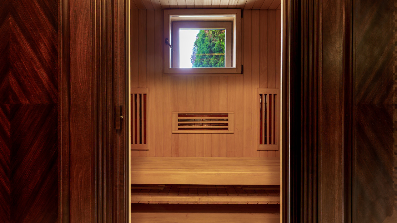 Reședință de Lux , Arhitectură Imperială și Dotări Smart Home”