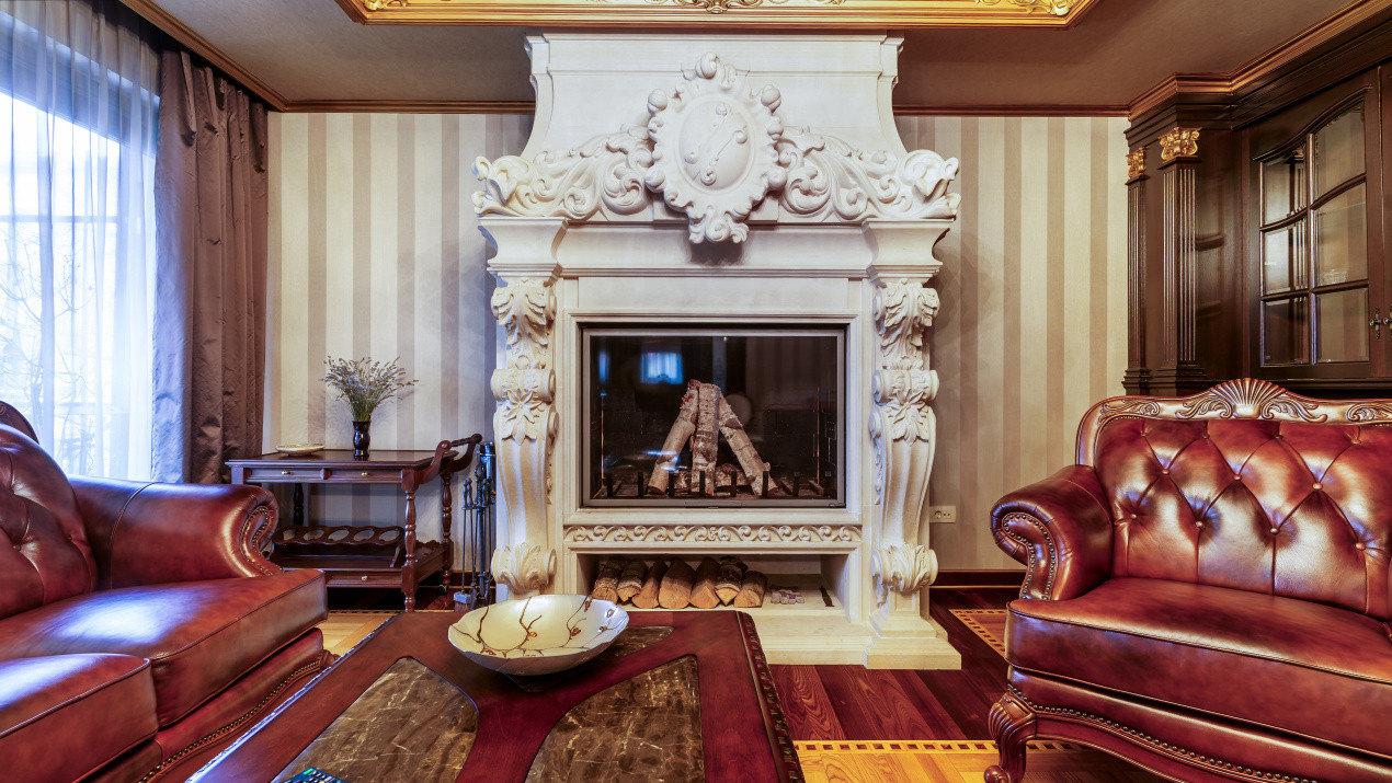 Reședință de Lux , Arhitectură Imperială și Dotări Smart Home”