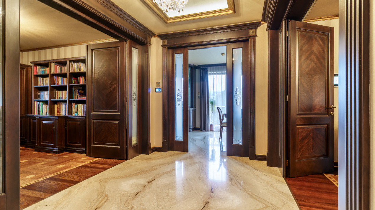 Reședință de Lux , Arhitectură Imperială și Dotări Smart Home”