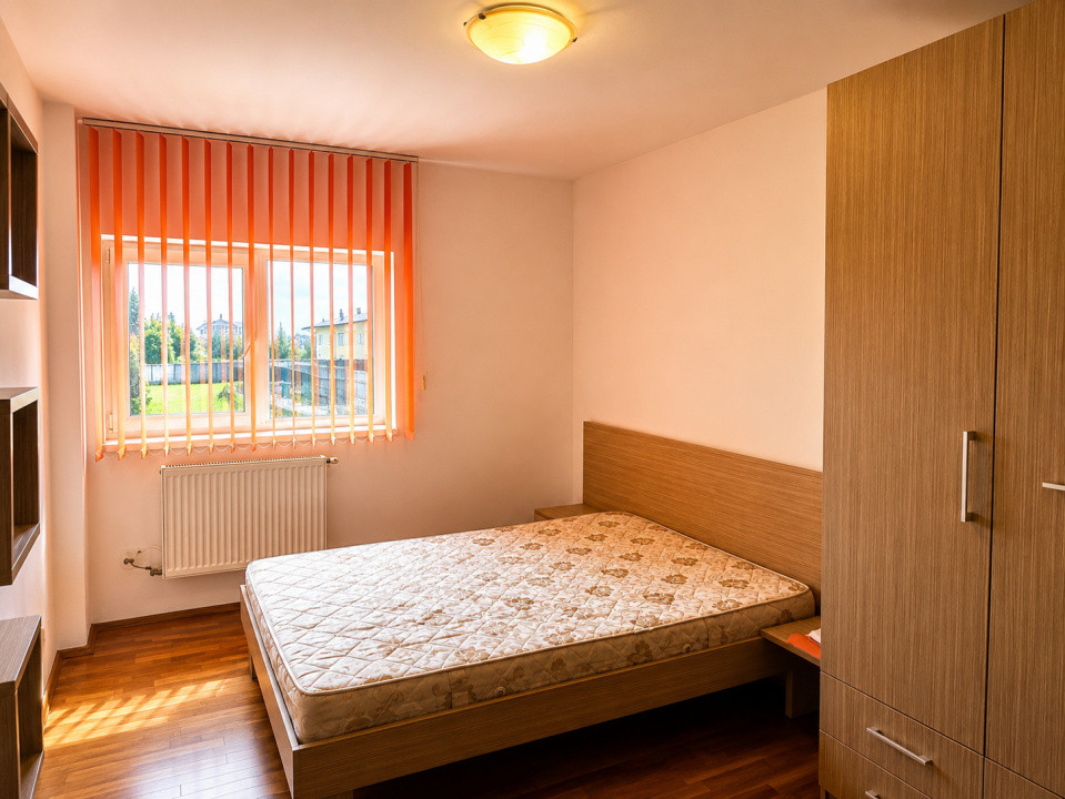 Casa cu 4 camere, curte și garaj – Florești, str. Dumitru Mocanu