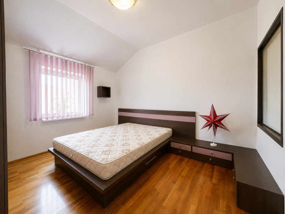 Casa cu 4 camere, curte și garaj – Florești, str. Dumitru Mocanu