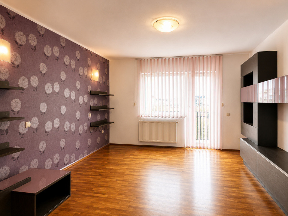 Casa cu 4 camere, curte și garaj – Florești, str. Dumitru Mocanu